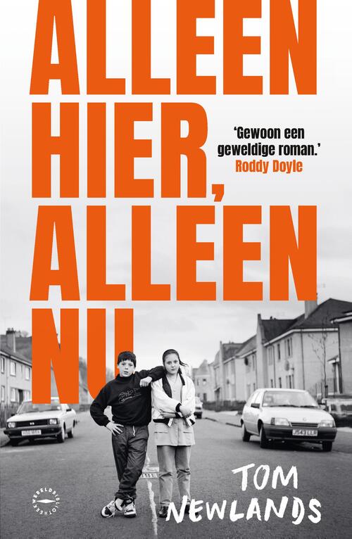 Alleen hier, alleen nu -  Tom Newlands (ISBN: 9789028453883)