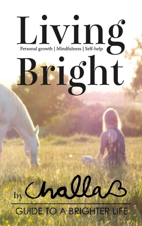 Angelique Challa Living Bright -   (ISBN: 9789078169598)