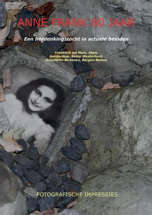 Anne Frank 80 jaar (paperback, zwart wit)